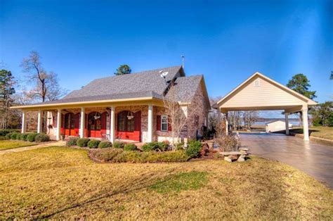 East Texas Farm And Garden