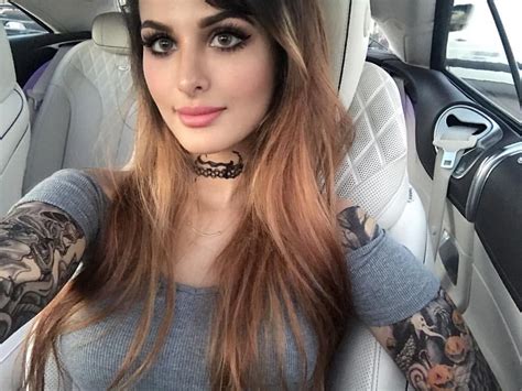 Is Sssniperwolf Transgender